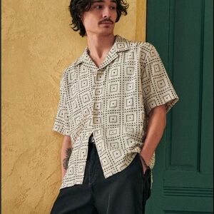 A&F Men's Geometric Pattern Shirt - Black and White